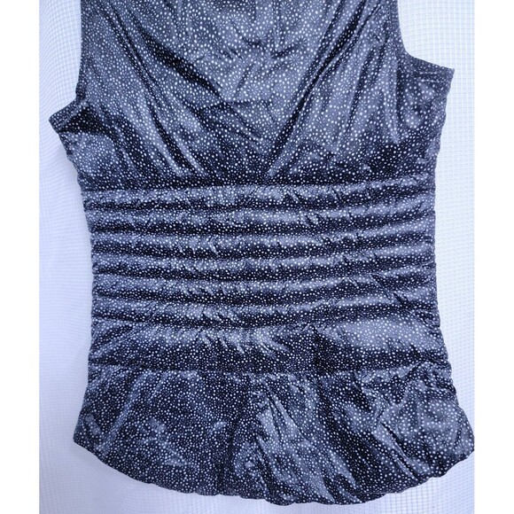 Lululemon 2 Fluffin Awesome Goose Down Vest  Women's size 2 Freckle Flower - Picture 9 of 10